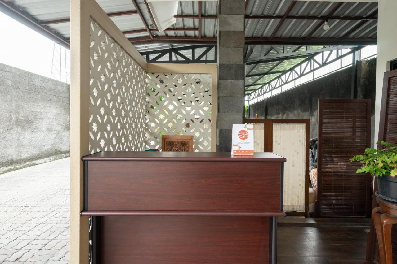 Oyo 2347 Griya Patran Hotel Ngabean Exterior photo